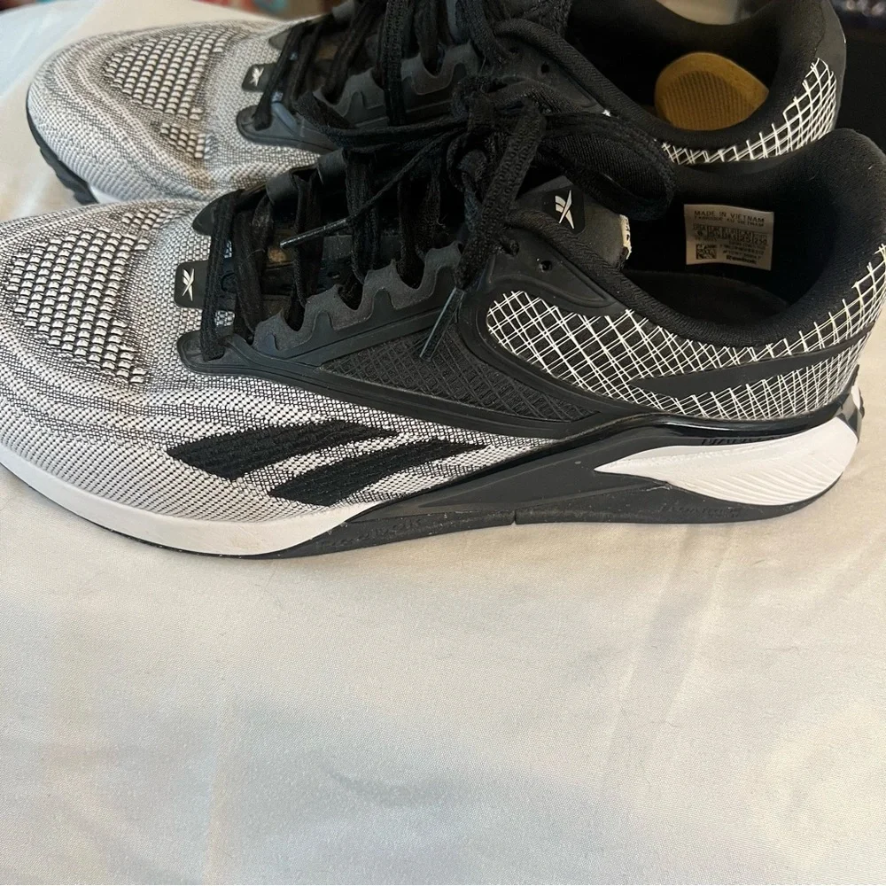 Reebok Women's Black and White Training Shoes NANO X2 SIZE 8 - Picture 1 of 5